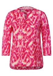 Bluse mit modernem Print / Pink